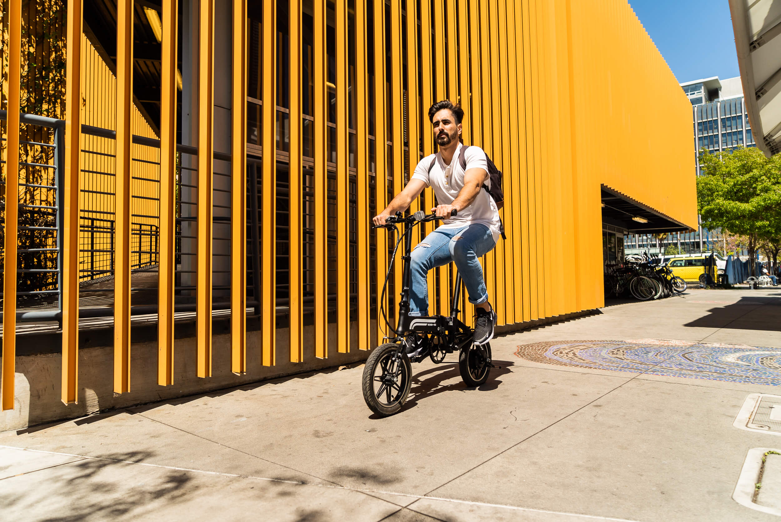 Swagtron Swagcycle EB-5 best electric bike under $500